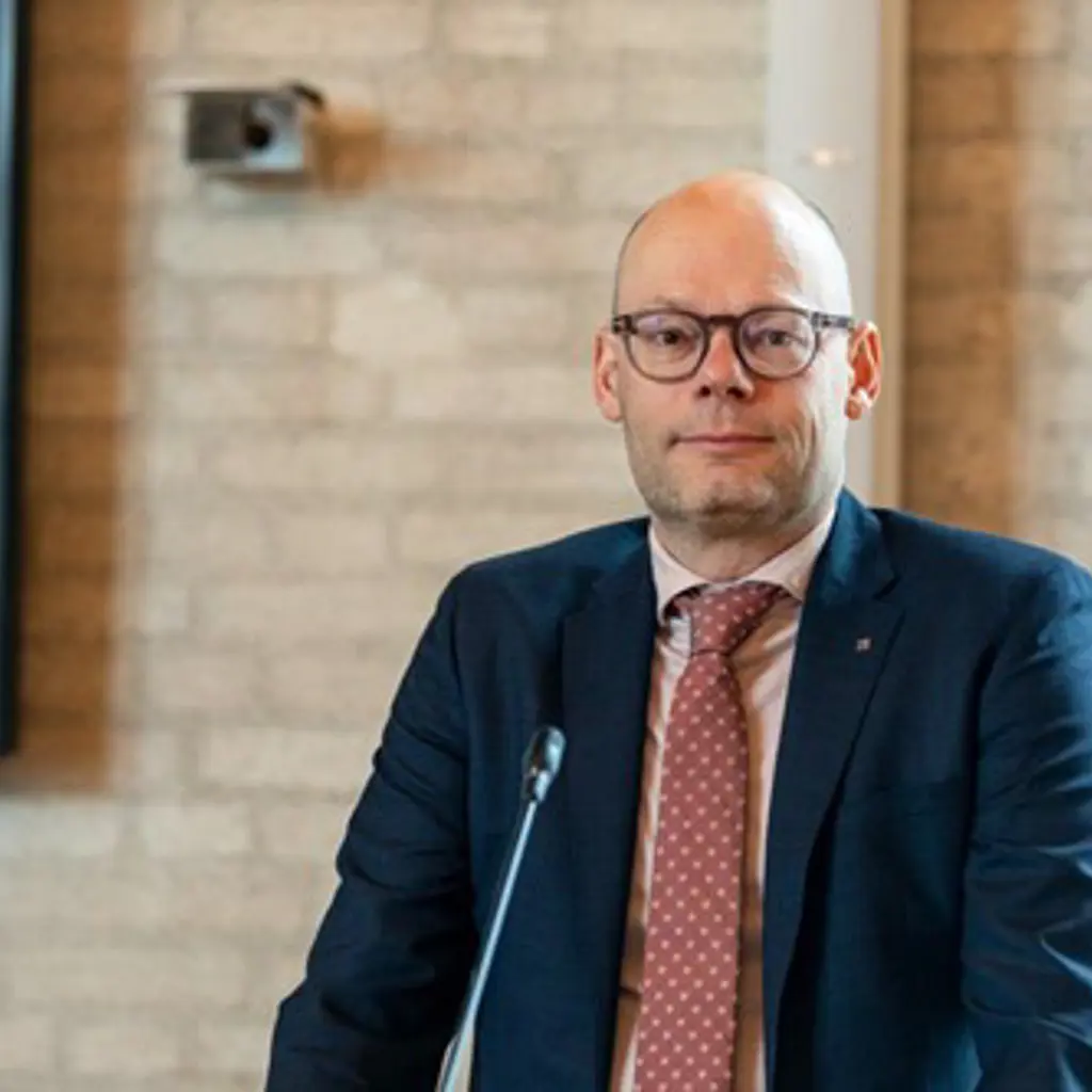 Getbigthumbnail (53)